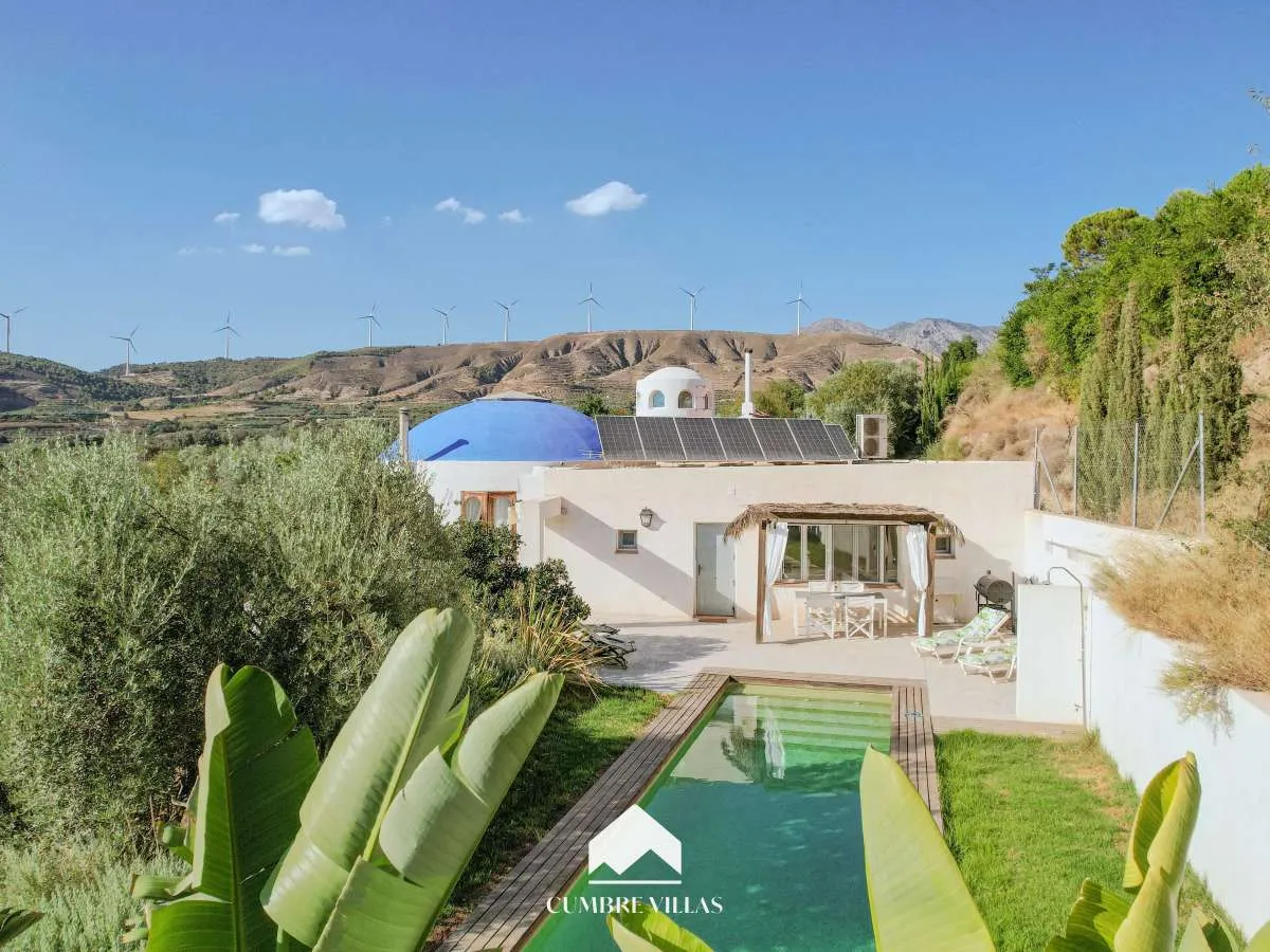 9 Bedroom Villa in Melegís