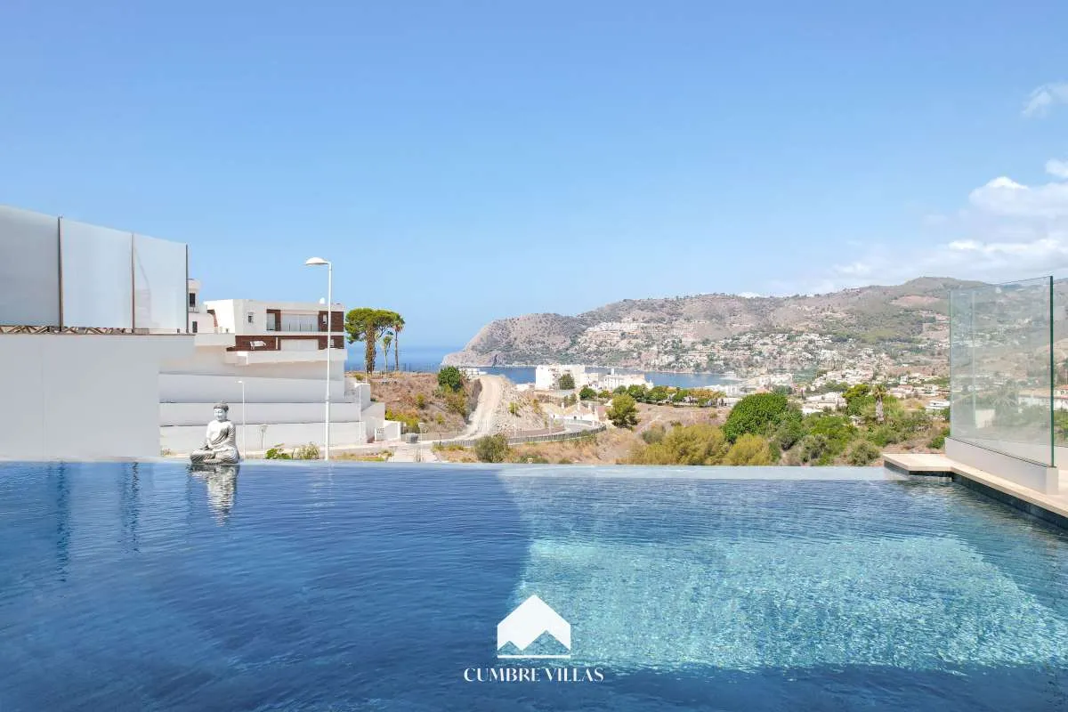 3 Bedroom Villa in La Herradura