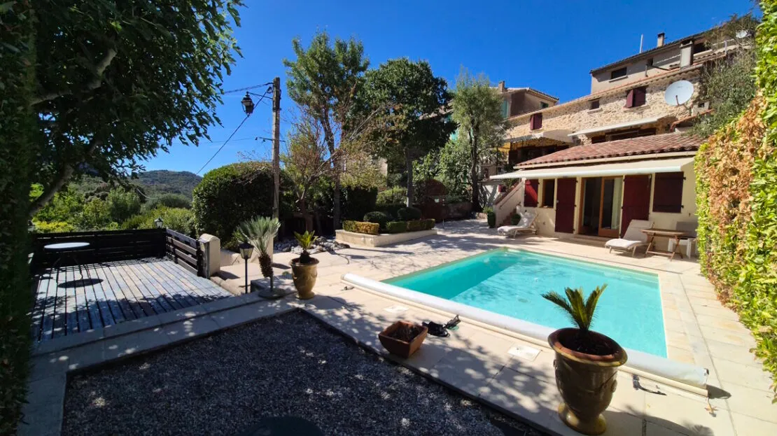 Casa de 3 Quartos em Vailhan