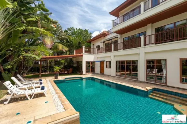Espaçosa Villa de Cinco Quartos com Piscina em Surin e Sala de Jogos ++