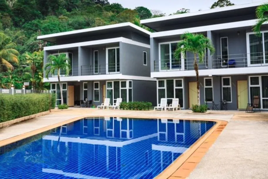 Zwei Schlafzimmer Modernes Reihenhaus mit Pool zu vermieten in der Nähe von Kamala Beach
