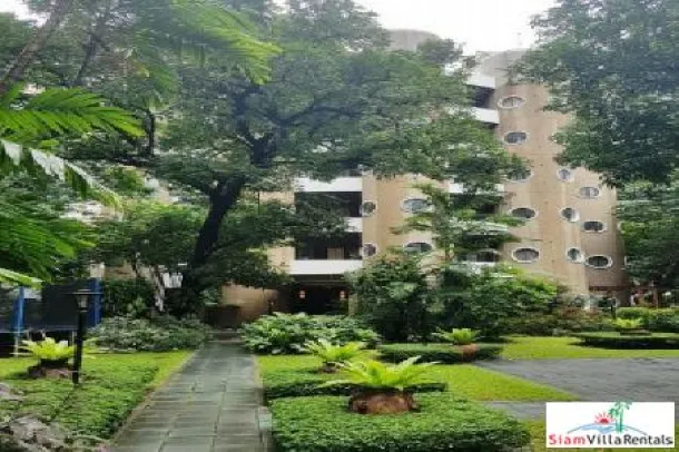 Siri Wireless Apartment - Vie Moderne au Cœur de la Ville dans cet Appartement Lumphini de Quatre Chambres à Louer