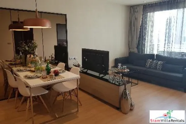 Sky Walk Condo - Centrally Located One Bedroom with City Views for Rent in Phra Khanong