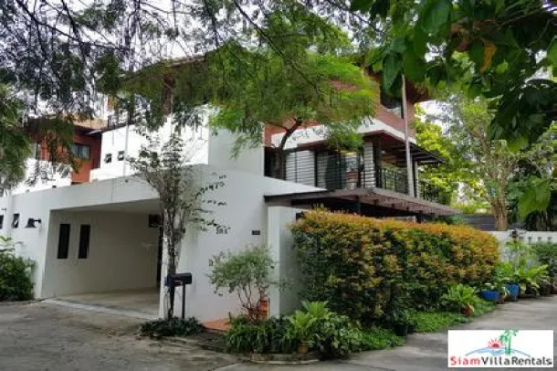 Patsara Garden Thonglor 20 - Özel Havuzlu Lüks ve Geniş Üç Katlı Ev