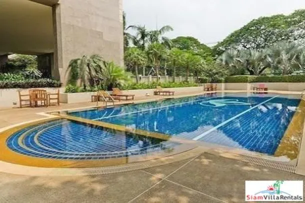 Somkid Gardens - Elegante Apartamento de Quatro Quartos para Alugar com Vista para a Cidade em Lumphini