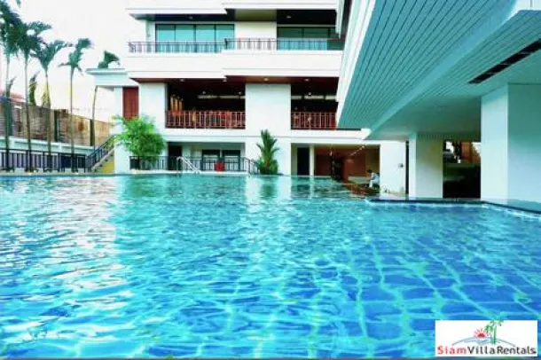 Condominio Grande en el Centro de Pattaya a Solo 50 Metros del Centro Comercial de Pattaya