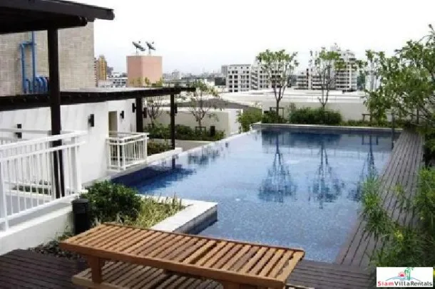 The 49 Plus II - Appartement T2 au dernier étage dans Nice Low Rise, Sukhumvit 49