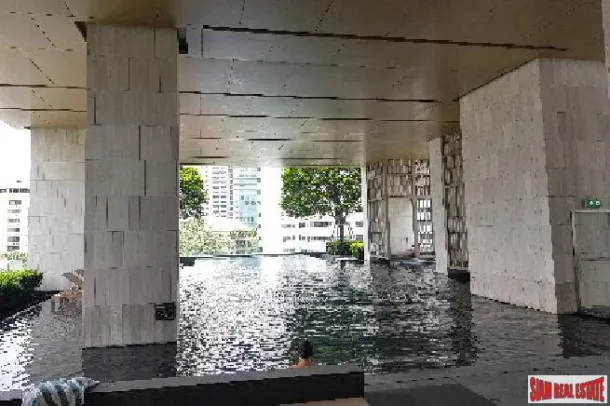 XXXIX by Sansiri - Nuevo y Convenientemente Ubicado Dormitorio Individual en Sukhumvit 39