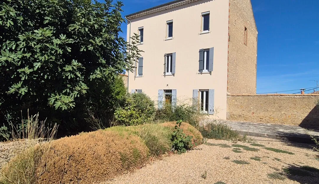 Casa de 8 Quartos em Murviel Les Beziers