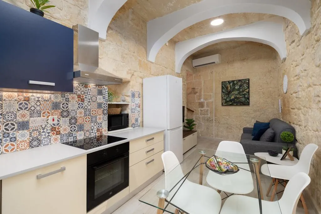Qormi Stadthaus, Qormi, Malta, photo 2