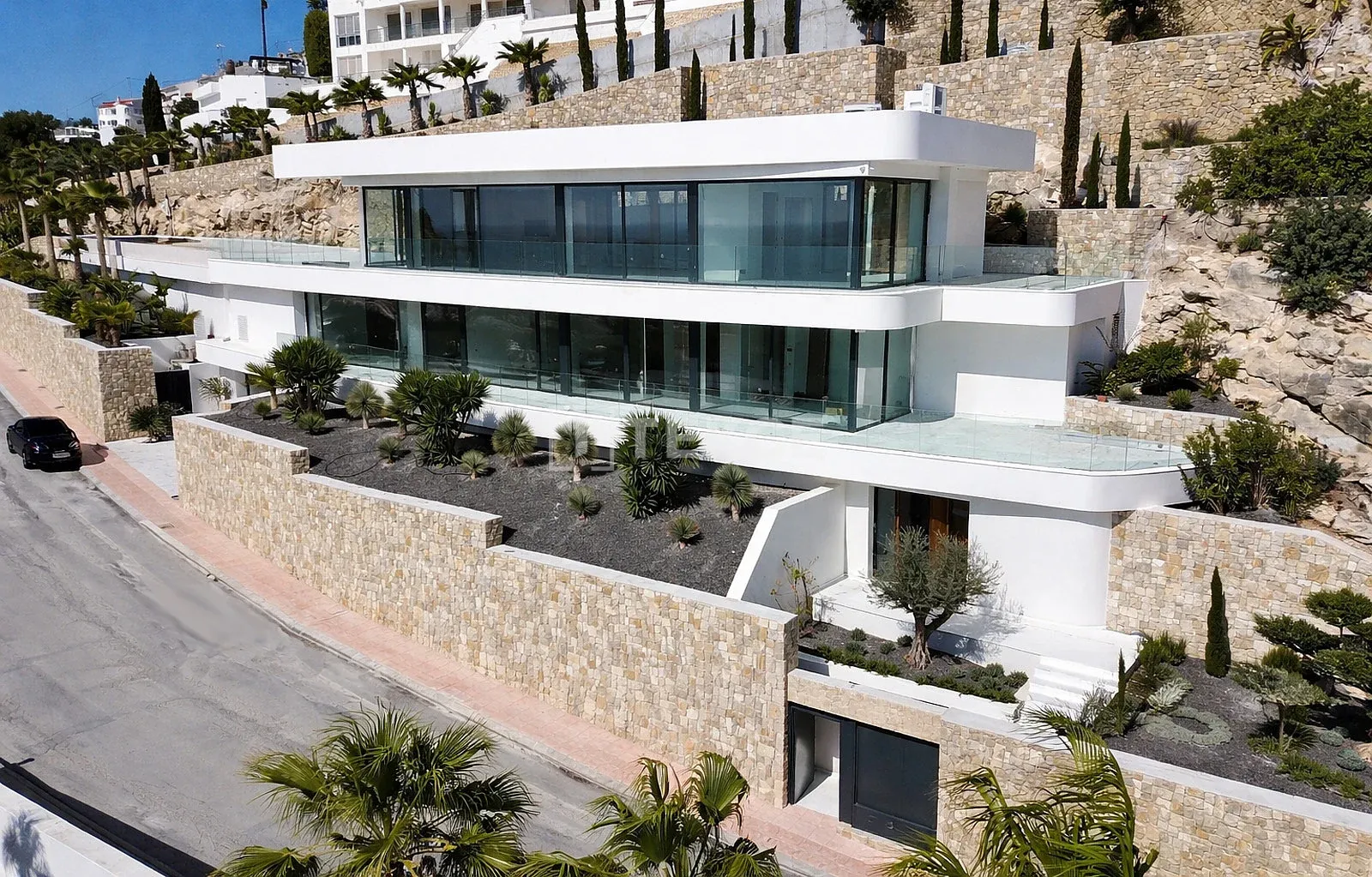 Villa con Piscina Infinita y Vista al Mar en Benissa Alicante