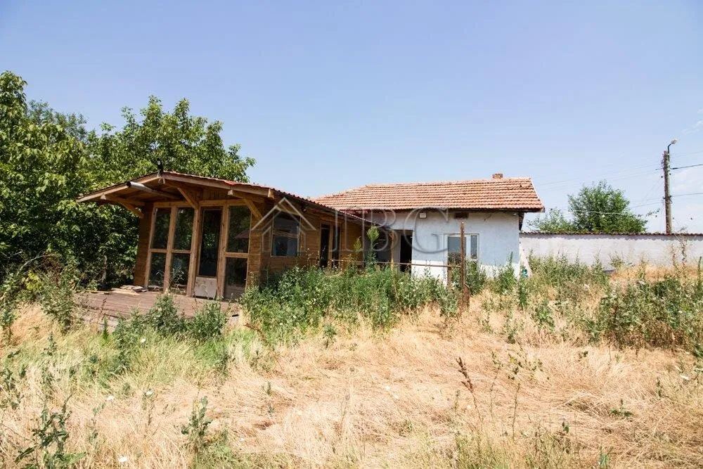 Casa com Varanda e Grande Jardim | Perto de Vardim e do Rio Danúbio