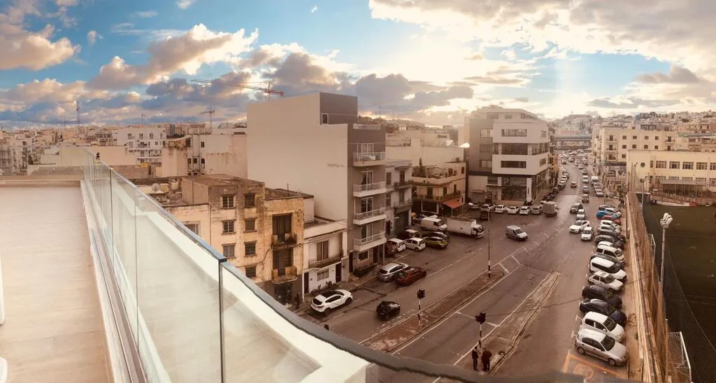 Gzira Dubleks Çatı Katı, Gzira, Malta, photo 2