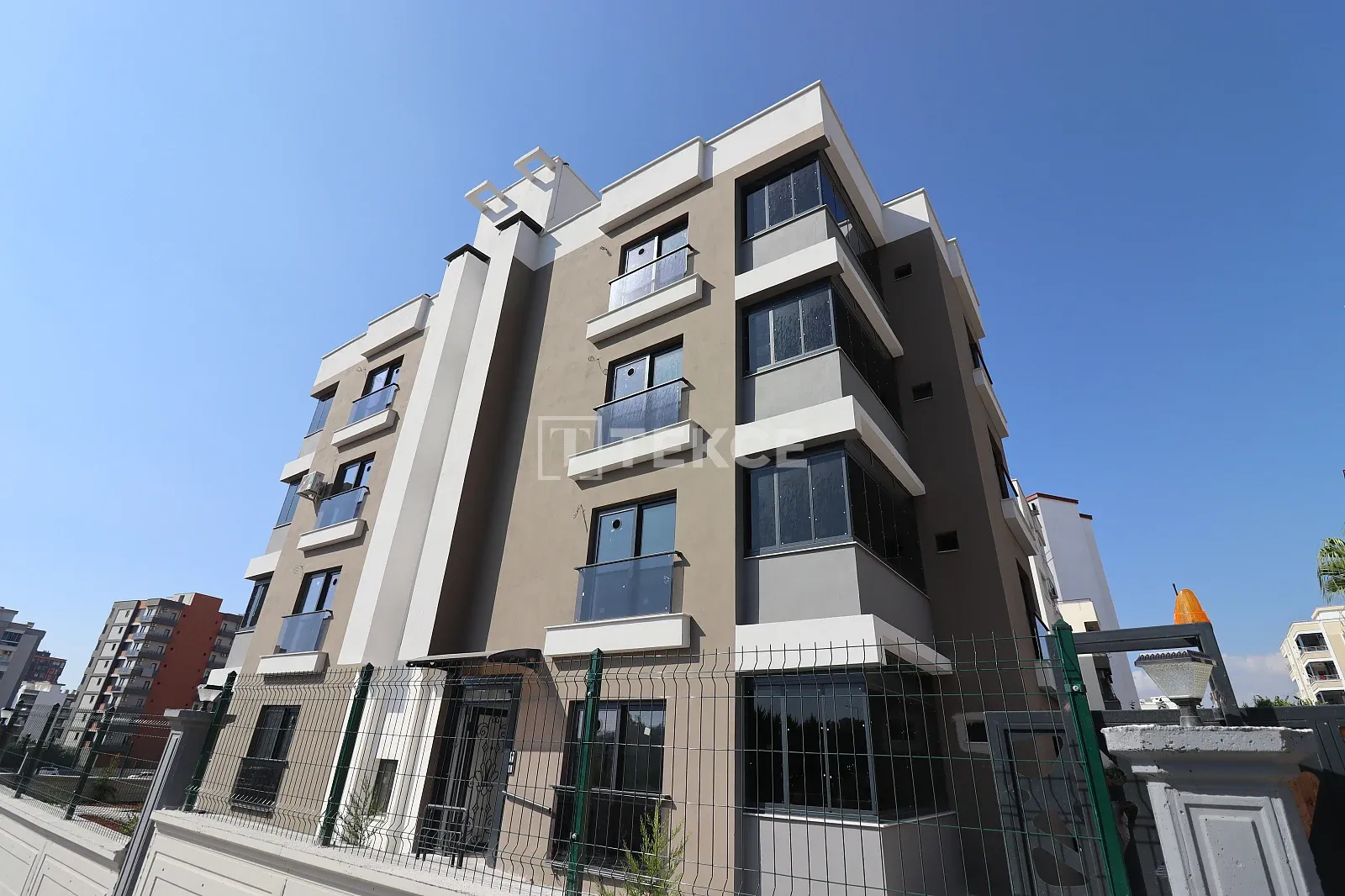 Mersin Yenişehir'de Merkezi Konumda Taşınmaya Hazır Daireler