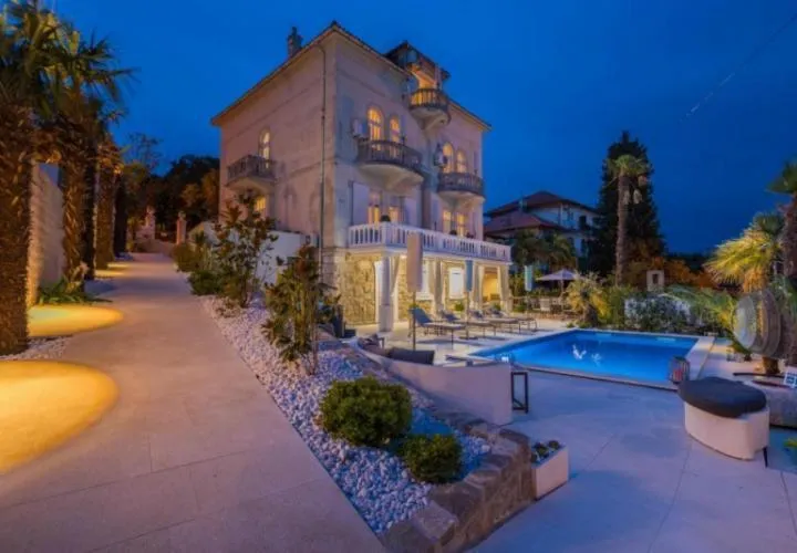 11 Bedroom Other in Crikvenica