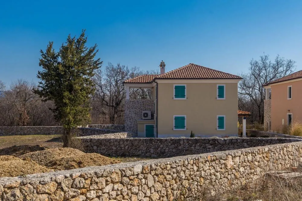 4 Bedroom Villa in Muraj, Krk