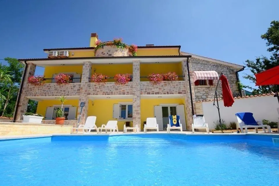 Poreč'te 10 Yatak Odalı Diğer