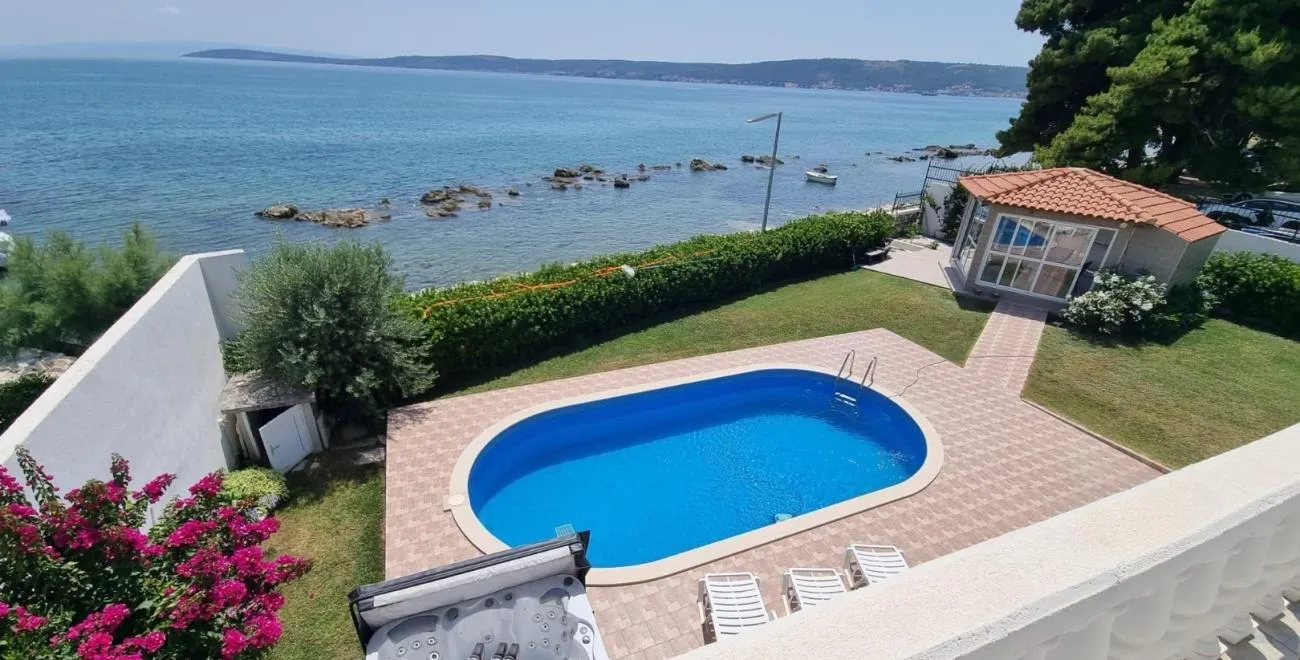Villa de 4 Chambres à Split