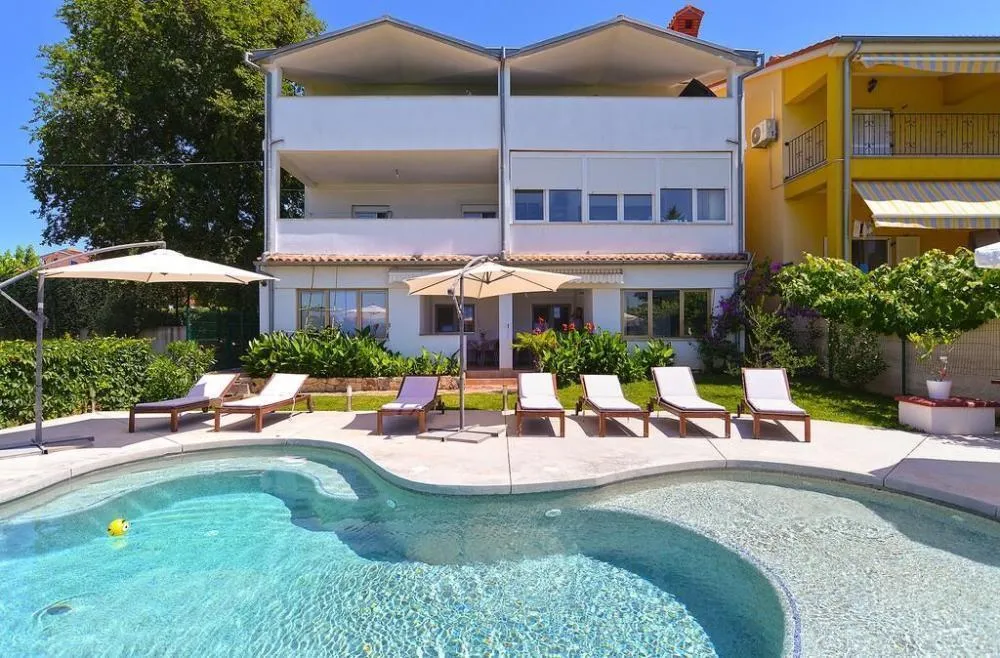 Autre de 10 chambres à Valbandon, Fažana