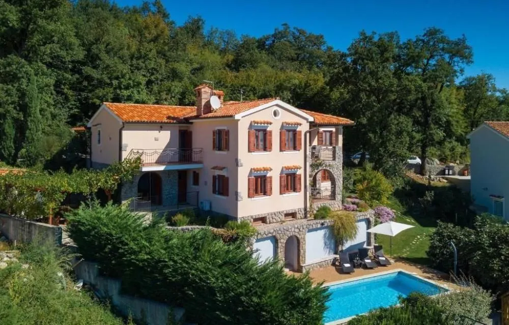 Villa de 3 dormitorios en Veprinac, Opatija