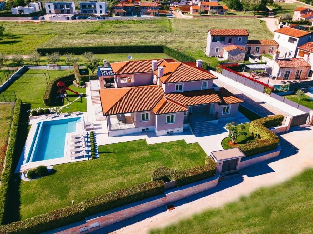 Moradia T5 em Deklići, Kaštelir-Labinci