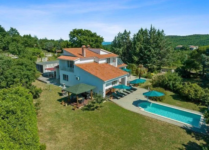 Villa de 5 Chambres à Labin