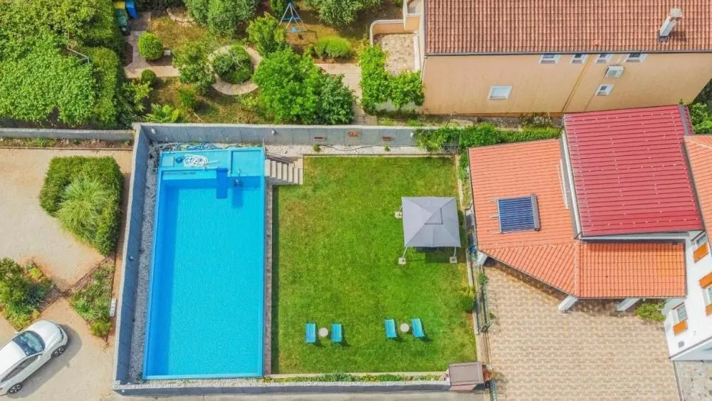 Umag'da 8 Yatak Odalı Diğer