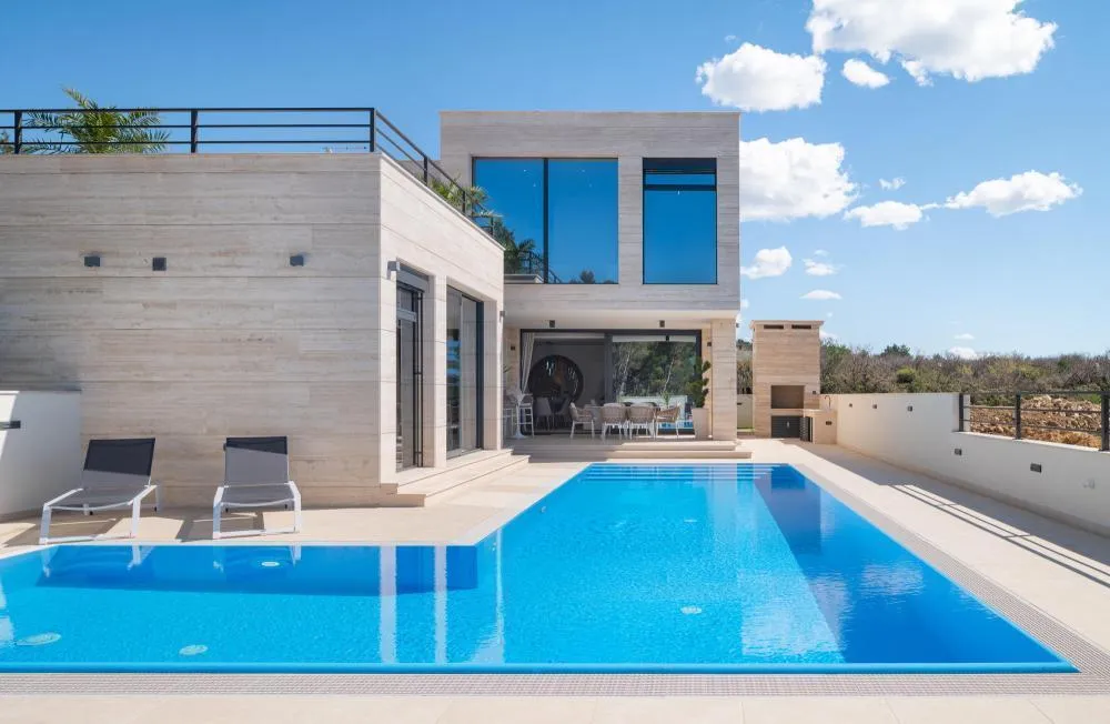 4 Bedroom Villa in Razanac