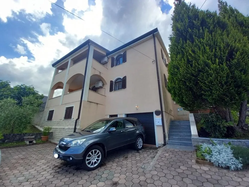 4 Bedroom Villa in Poljane, Opatija