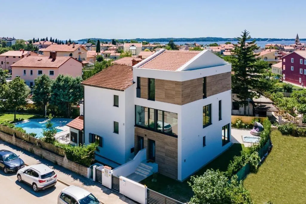 Moradia de 9 Quartos em Fažana