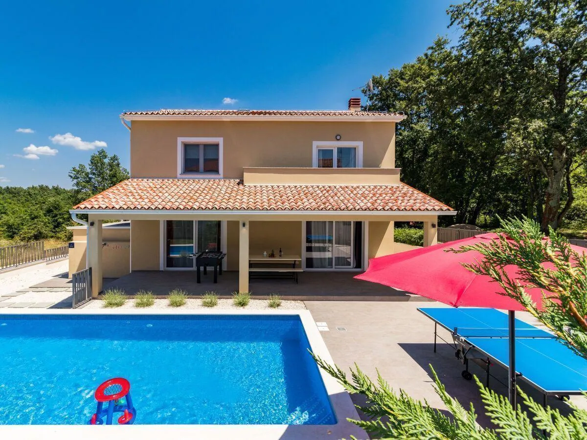 Villa de 4 Dormitorios en Boškari, Svetvinčenat