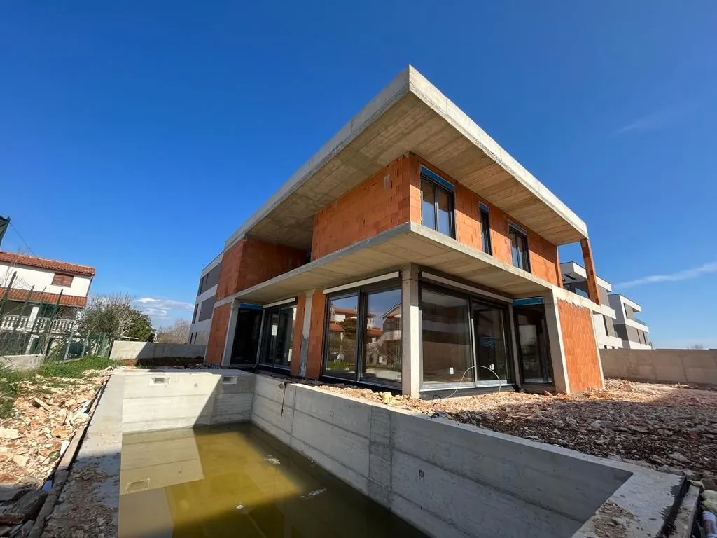 Villa con 5 camere da letto a Štinjan