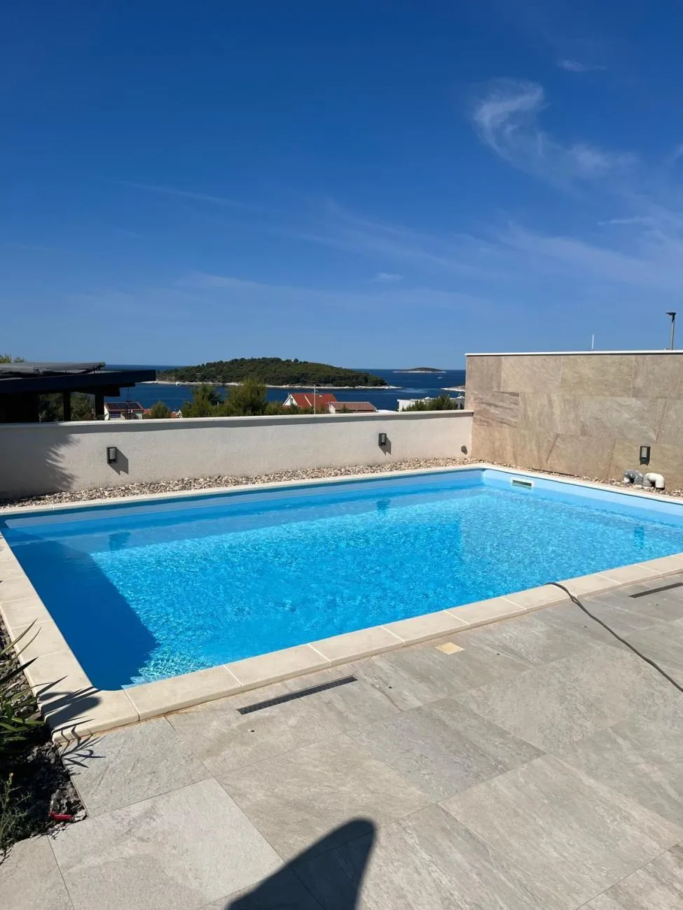 Villa mit 4 Schlafzimmern in Rogoznica