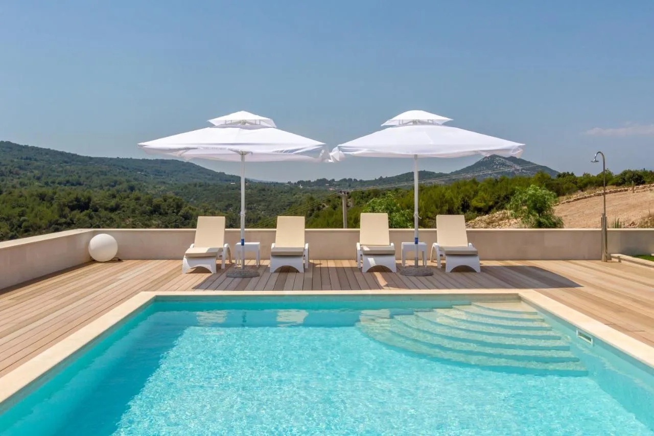 Moradia de 5 Quartos em Hvar