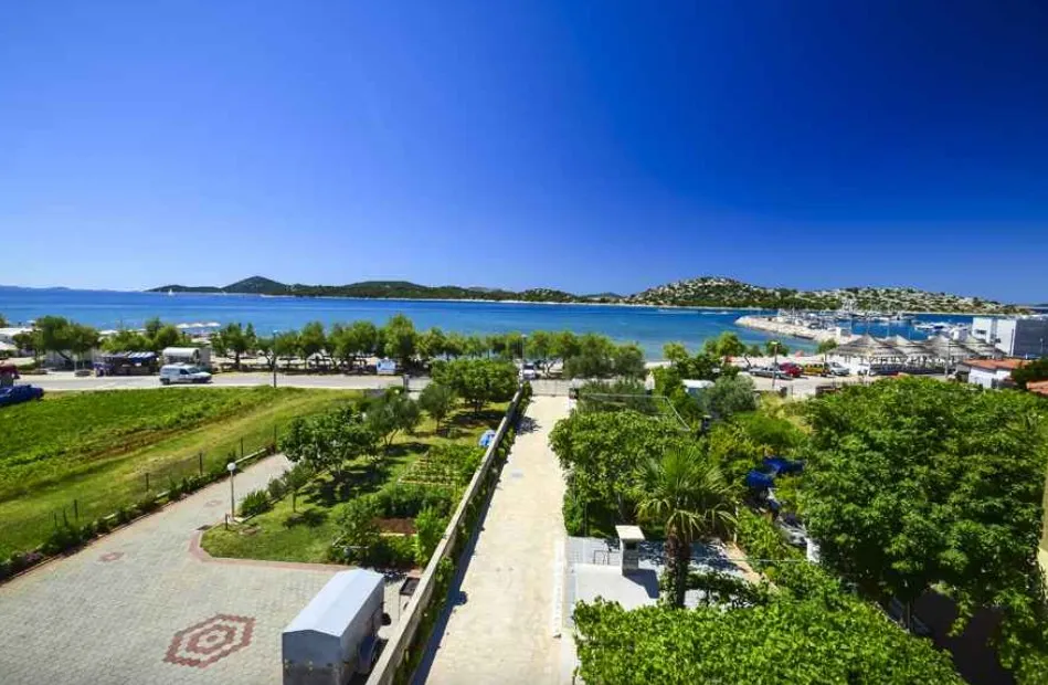 Otro de 7 Dormitorios en Šibenik