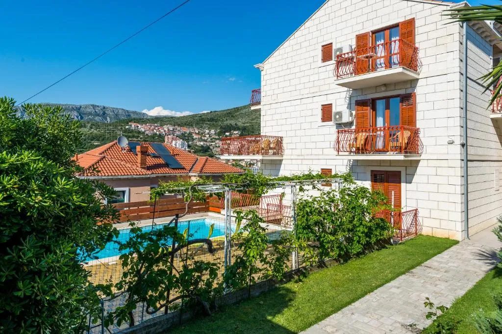 12 Bedroom Other in Lapad