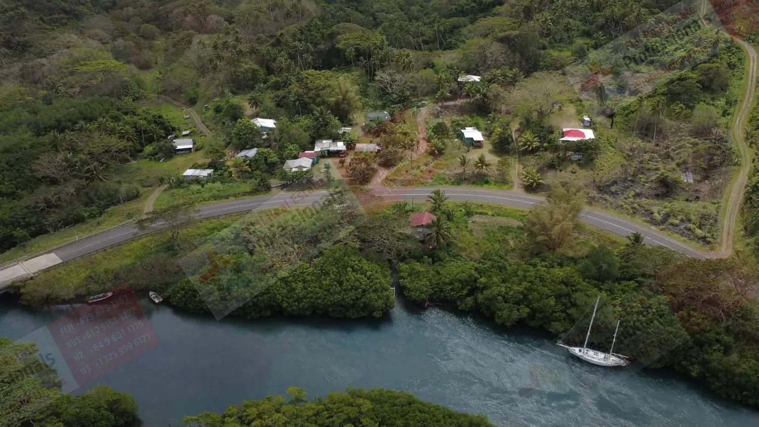 Salt Lake Riverside Retreat in FIJI's Hidden Gem of Savusavu – Freehold Waterfront FIXER-UPPER Opportunity
