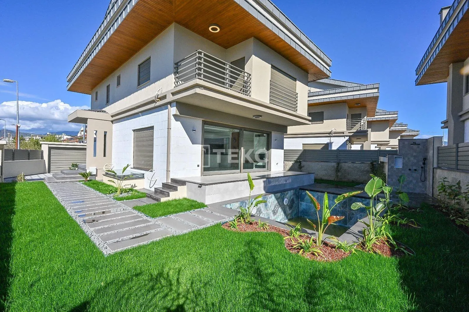 Villas with Private Pools and Parking in Fethiye Foça