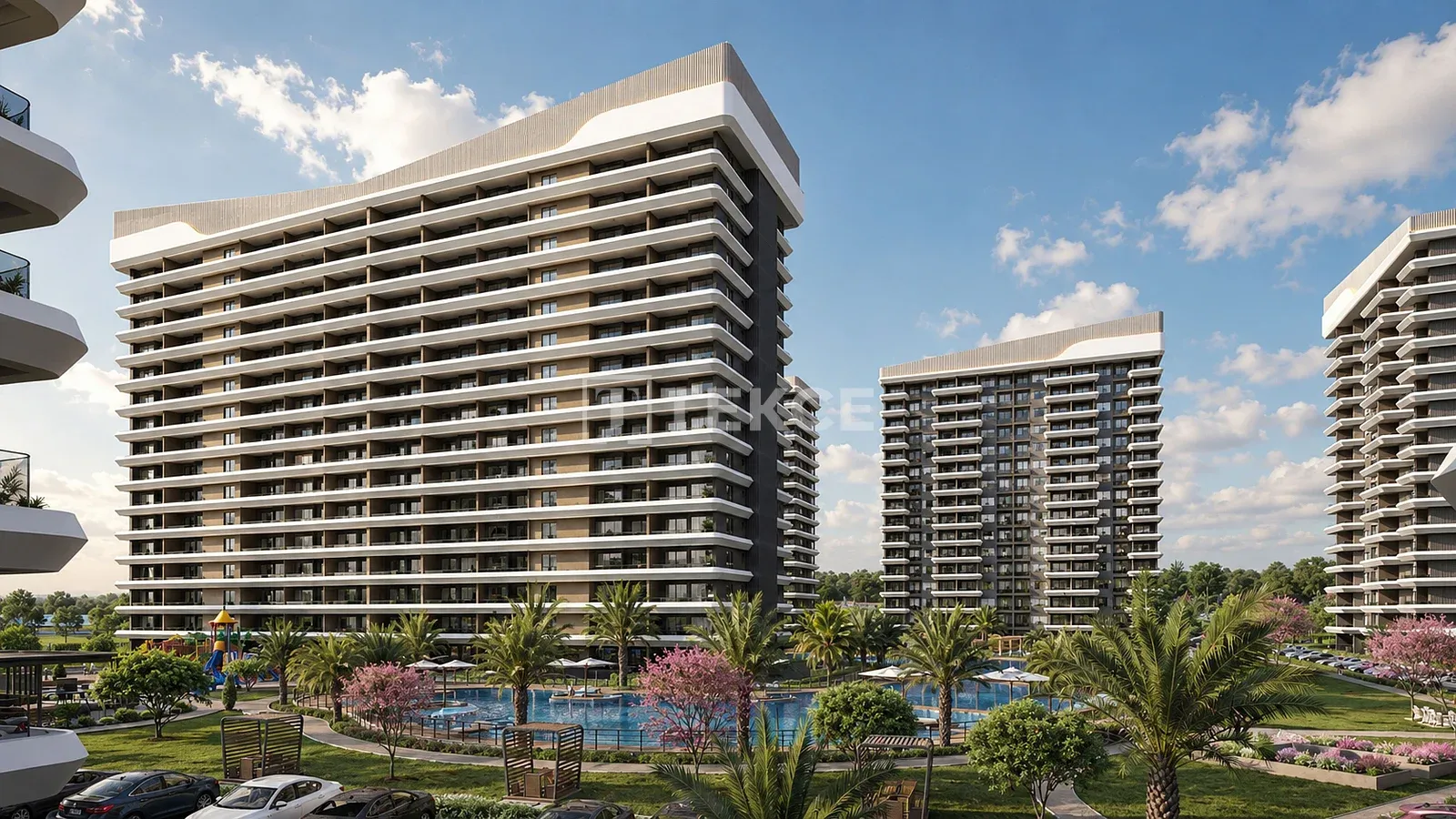 Flats Within Walking Distance of the Sea in Mersin Tömük